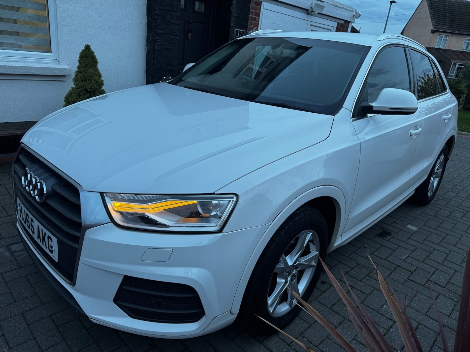 Used Audi Q3 2015 for sale - 76611084: Photo 3