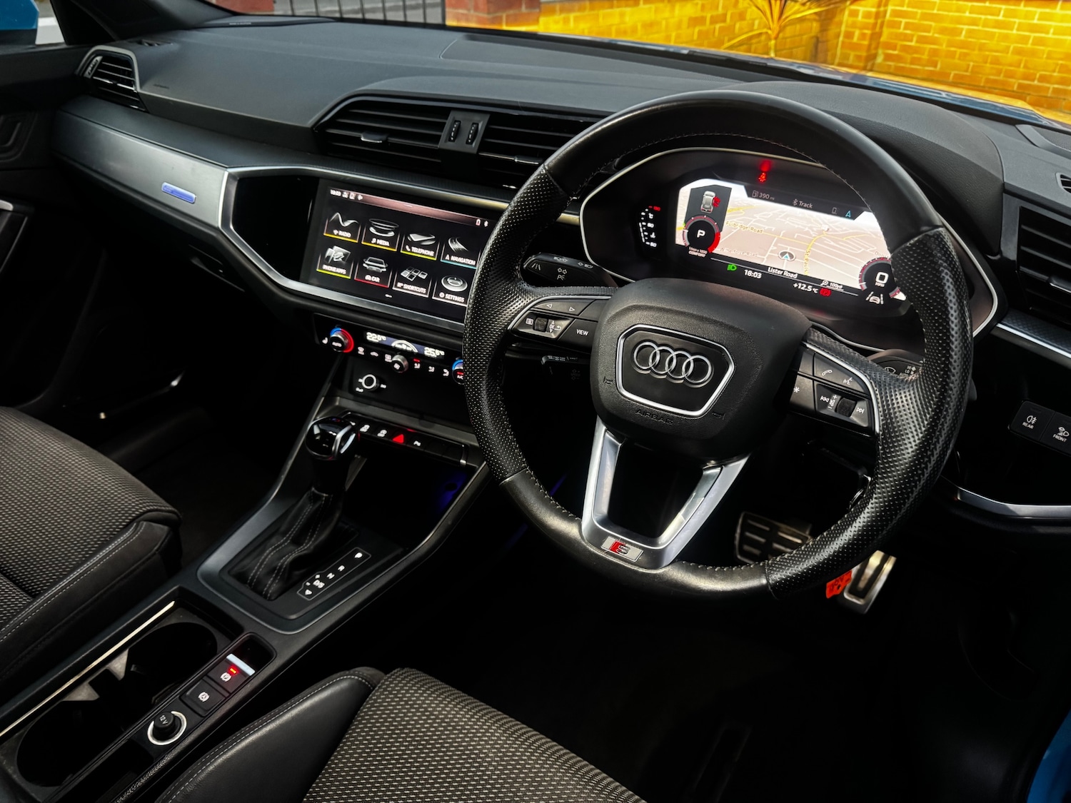 Used Audi Q3 2019 for sale - 76347315: Photo 11