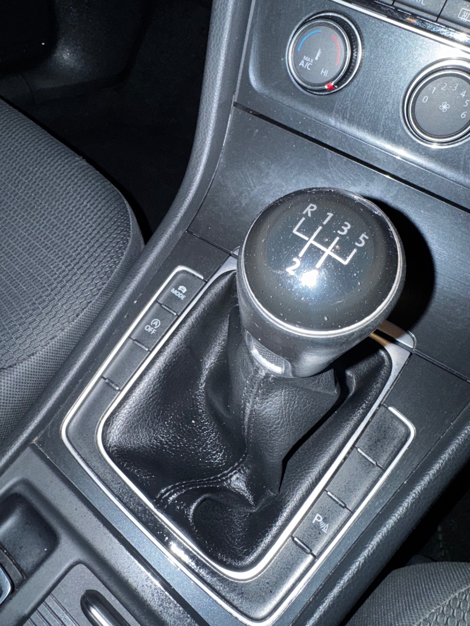 Used Volkswagen Golf 2018 for sale - 77125111: Photo 21