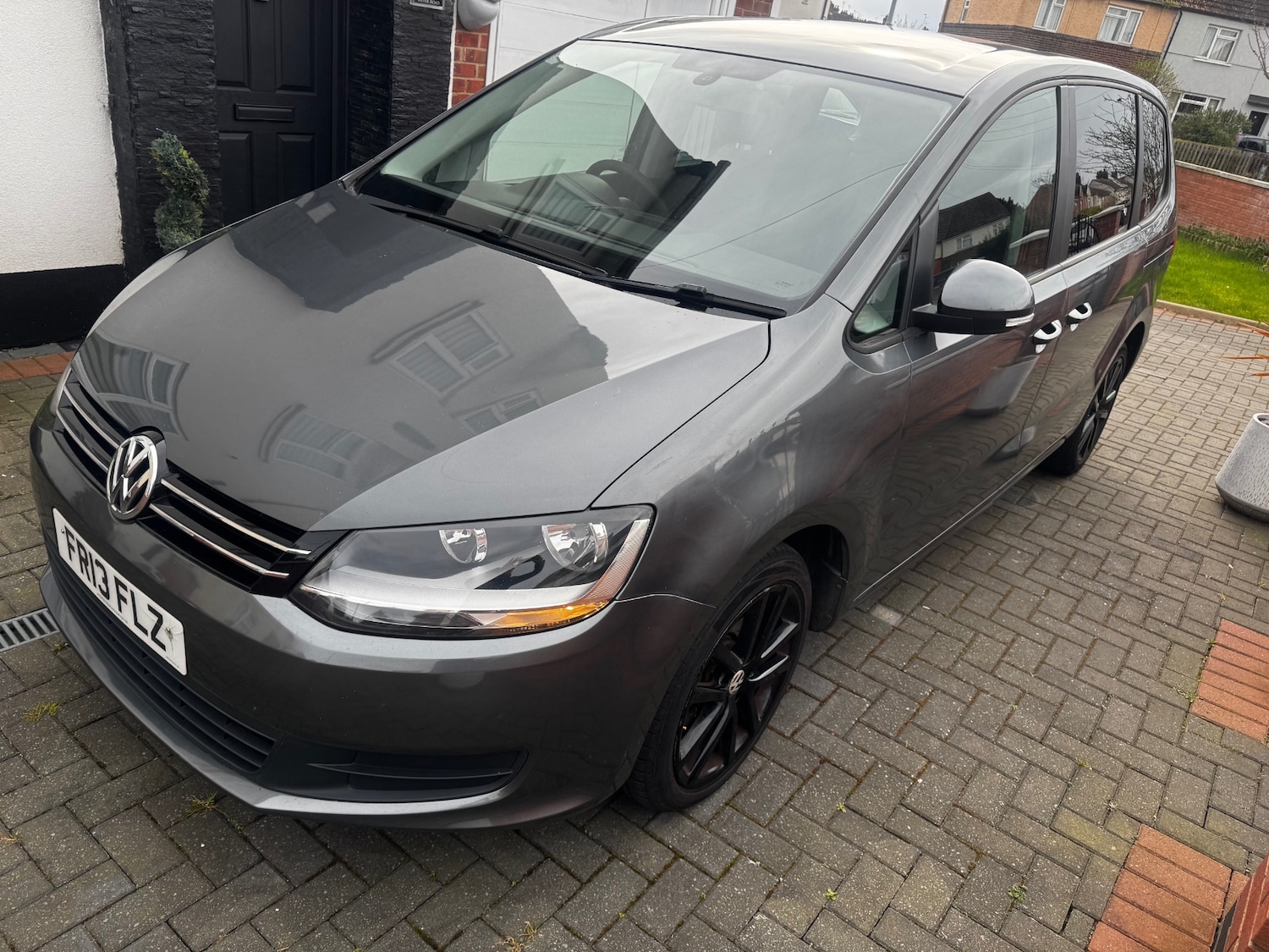 Used Volkswagen Sharan 2013 for sale - 77896783: Photo 3