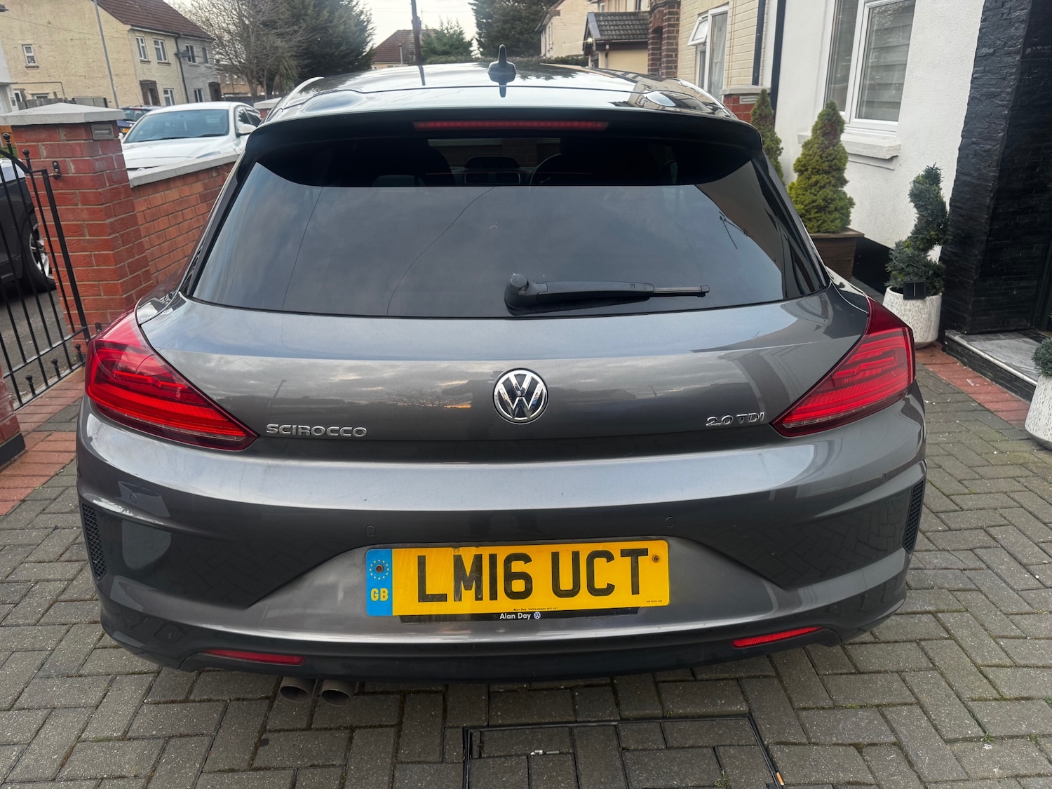 Used Volkswagen Scirocco 2016 for sale - 77801847: Photo 5