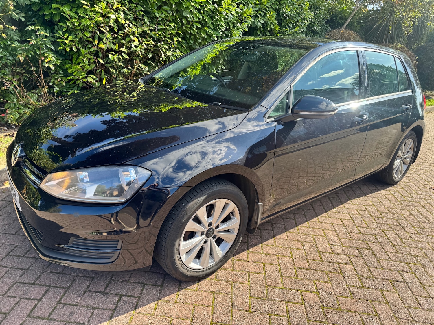Used Volkswagen Golf 2014 for sale - 76070530: Photo 3