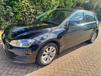 Used Volkswagen Golf 2014 for sale - 76070530: Photo 3