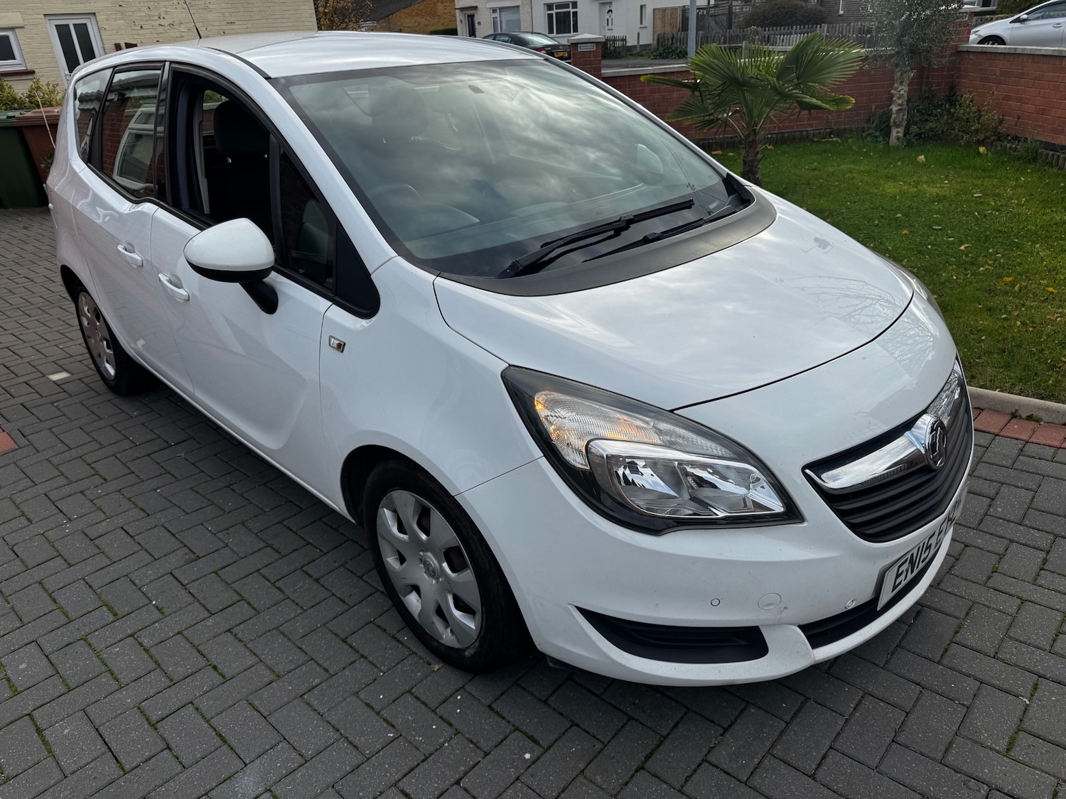 Used Vauxhall Meriva 2015 for sale - 76453141: Photo 1