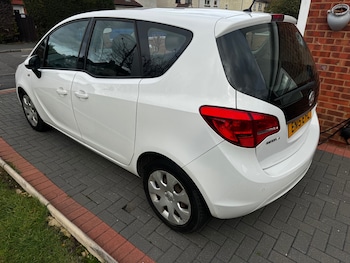 Used Vauxhall Meriva 2015 for sale - 76453141: Photo