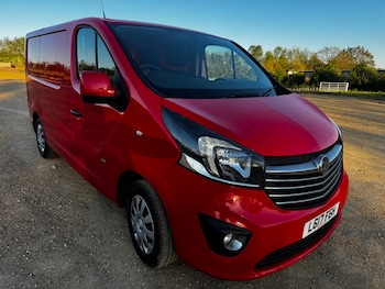 Used Vauxhall Vivaro 2017 for sale - 78360456: Photo