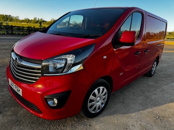 Used Vauxhall Vivaro 2017 for sale - 78360456: Photo