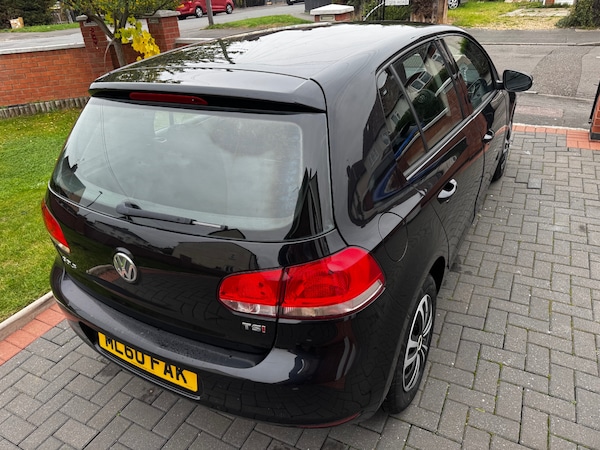 Used Volkswagen Golf 2010 for sale - 76300720: Photo 6