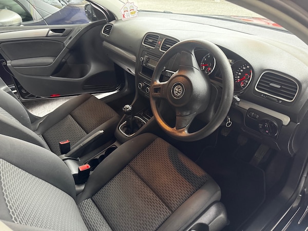 Used Volkswagen Golf 2010 for sale - 76300720: Photo 9