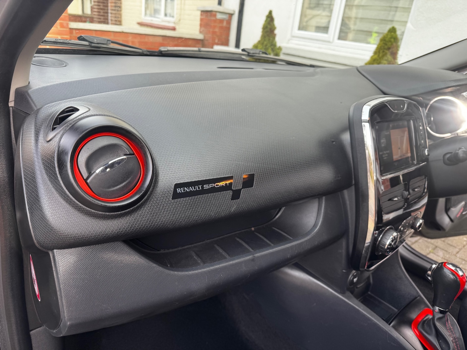 Used Renault Clio 2013 for sale - 77581182: Photo 21