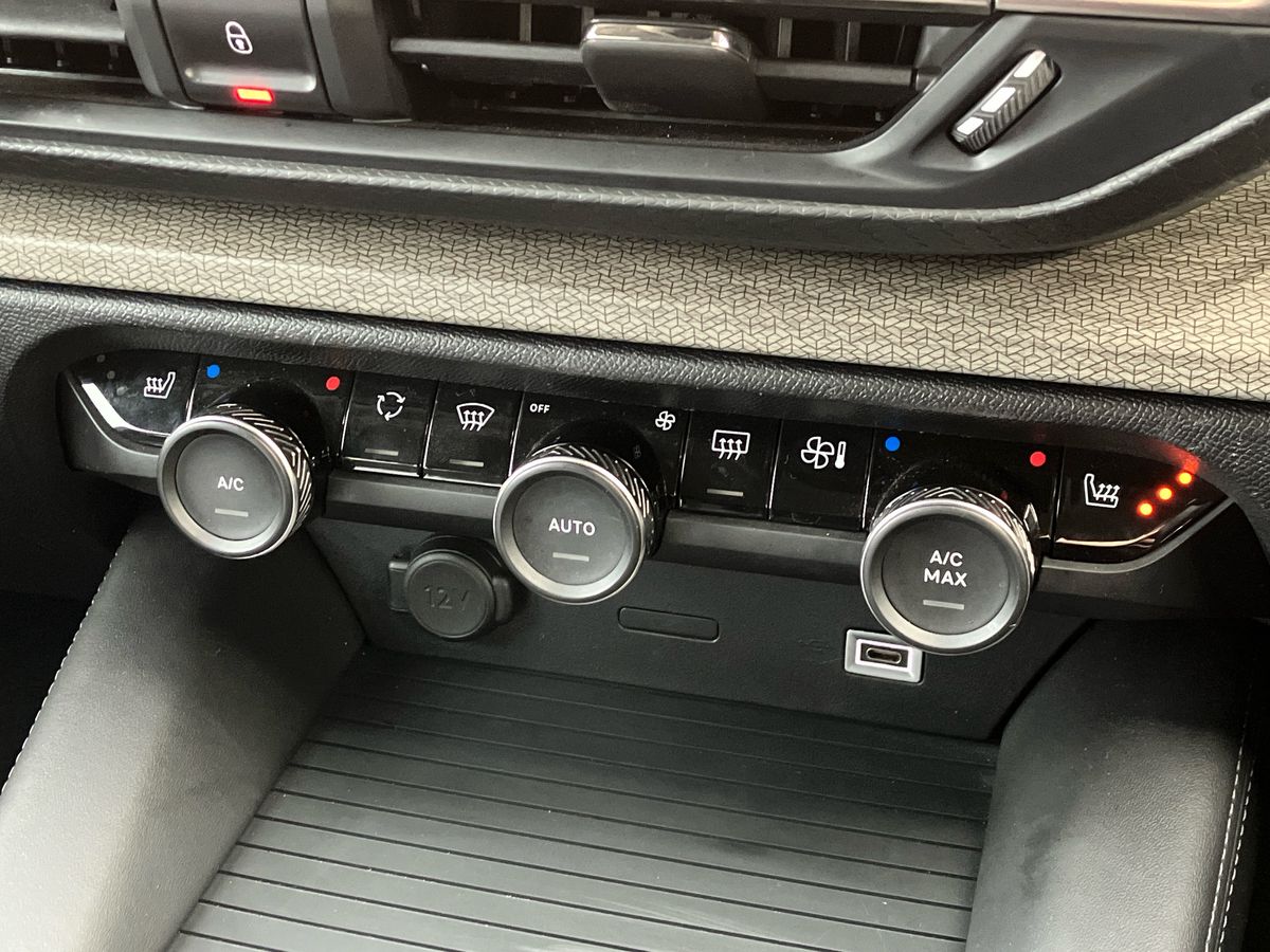 Used Citroen C5 X 2023 for sale - 76249552: Photo 12