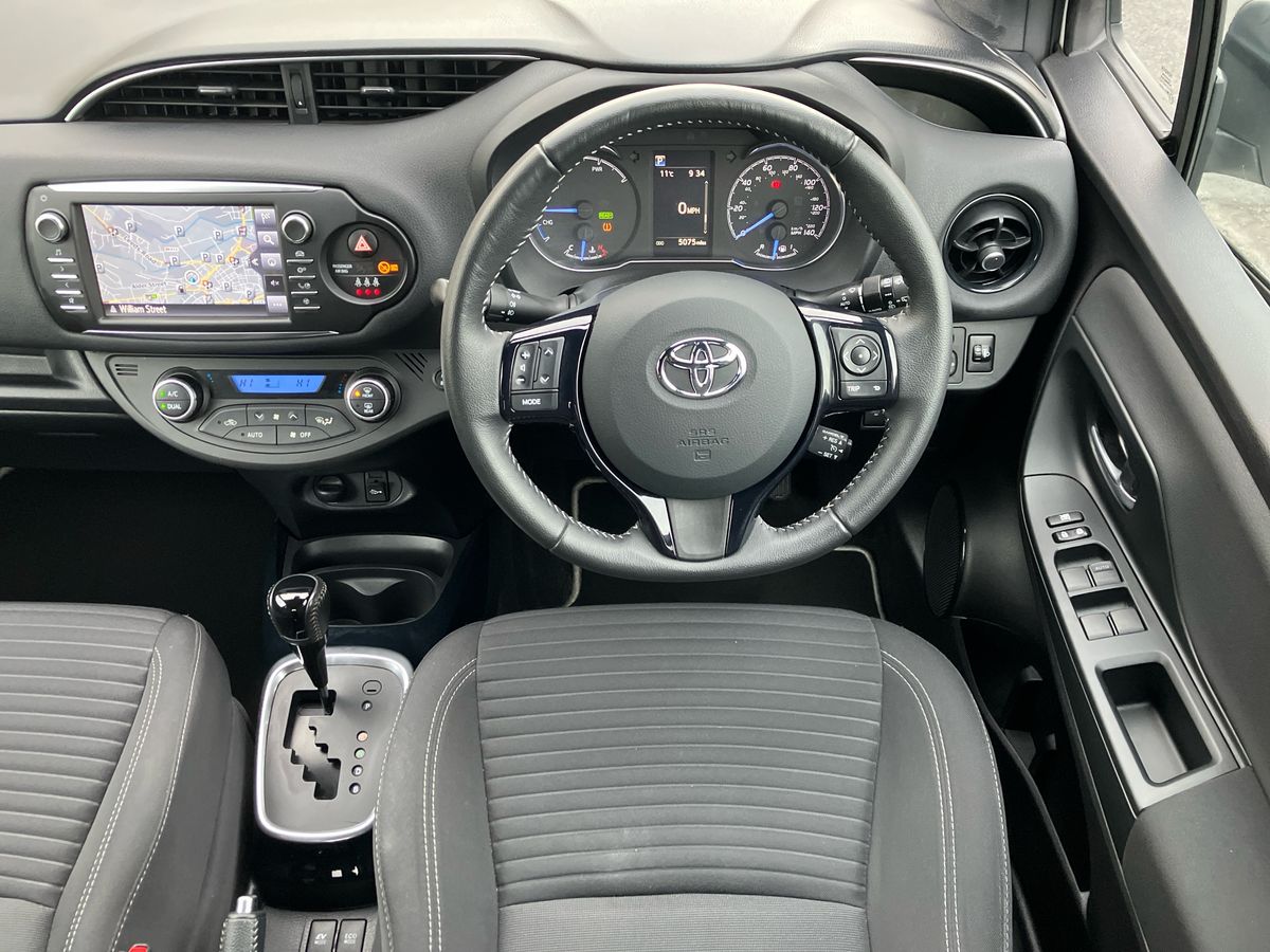 Used Toyota Yaris 2018 for sale - 76330680: Photo 16