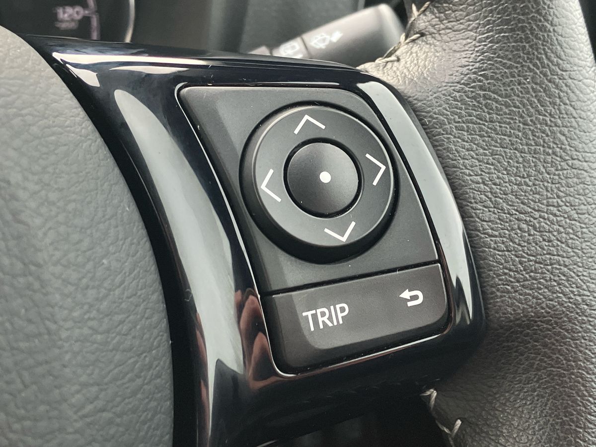 Used Toyota Yaris 2018 for sale - 76330680: Photo 22