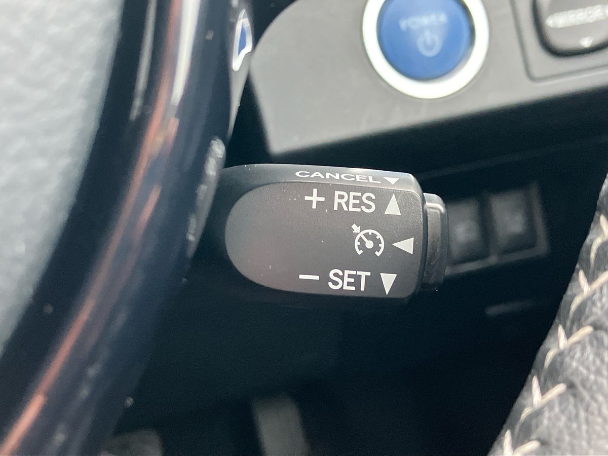 Used Toyota Yaris 2018 for sale - 76330680: Photo 25