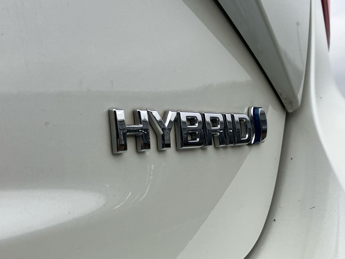 Used Toyota Yaris 2018 for sale - 76330680: Photo 41