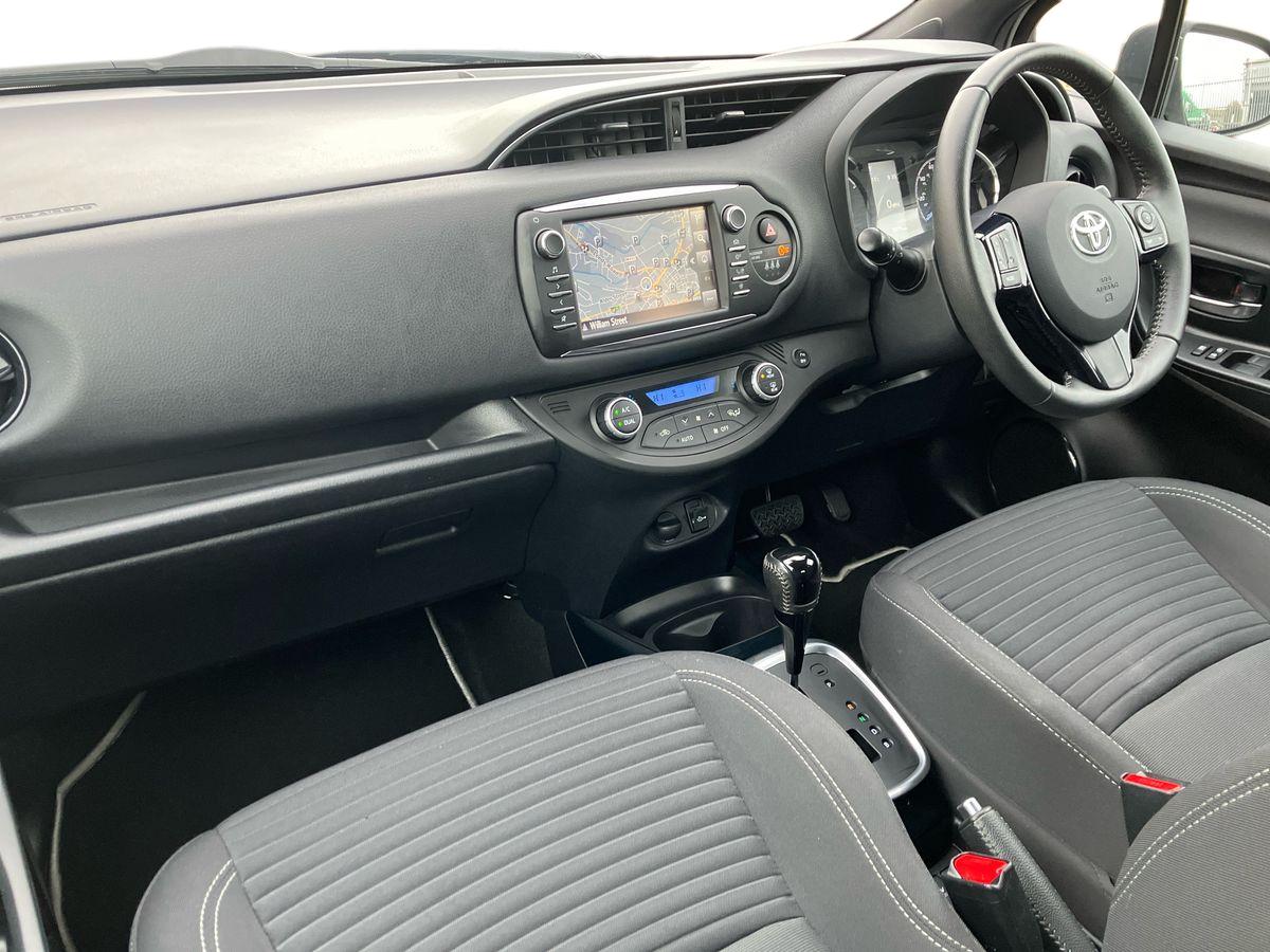 Used Toyota Yaris 2018 for sale - 76330680: Photo 7
