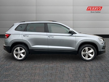 Used Skoda Karoq 2018 for sale - 76158340: Photo