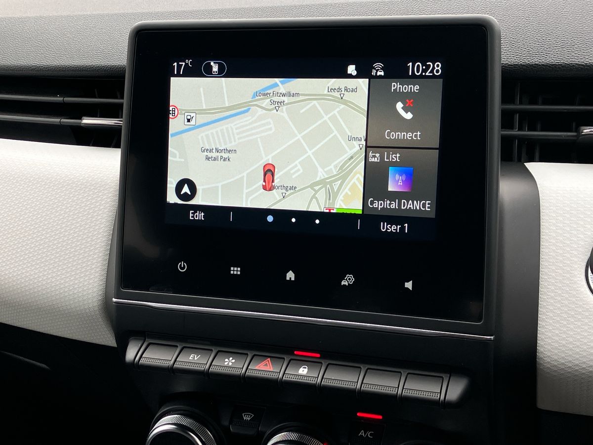 Used Renault Clio 2023 for sale - 76638084: Photo 10