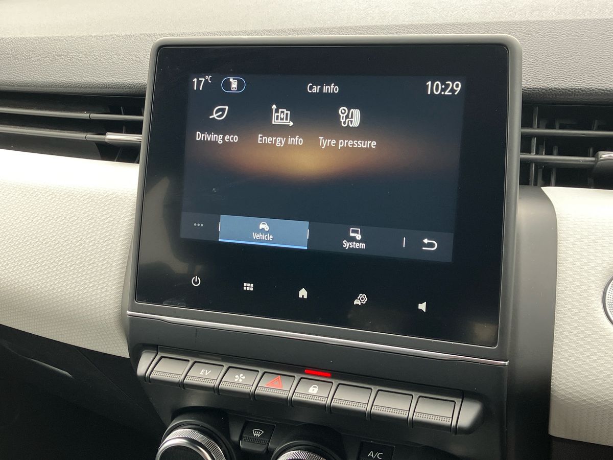 Used Renault Clio 2023 for sale - 76638084: Photo 33