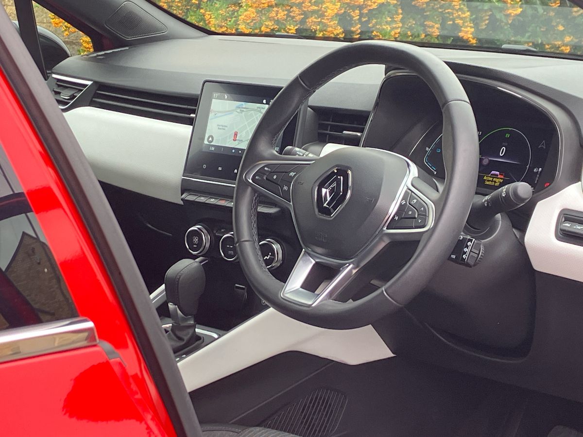 Used Renault Clio 2023 for sale - 76638084: Photo 35