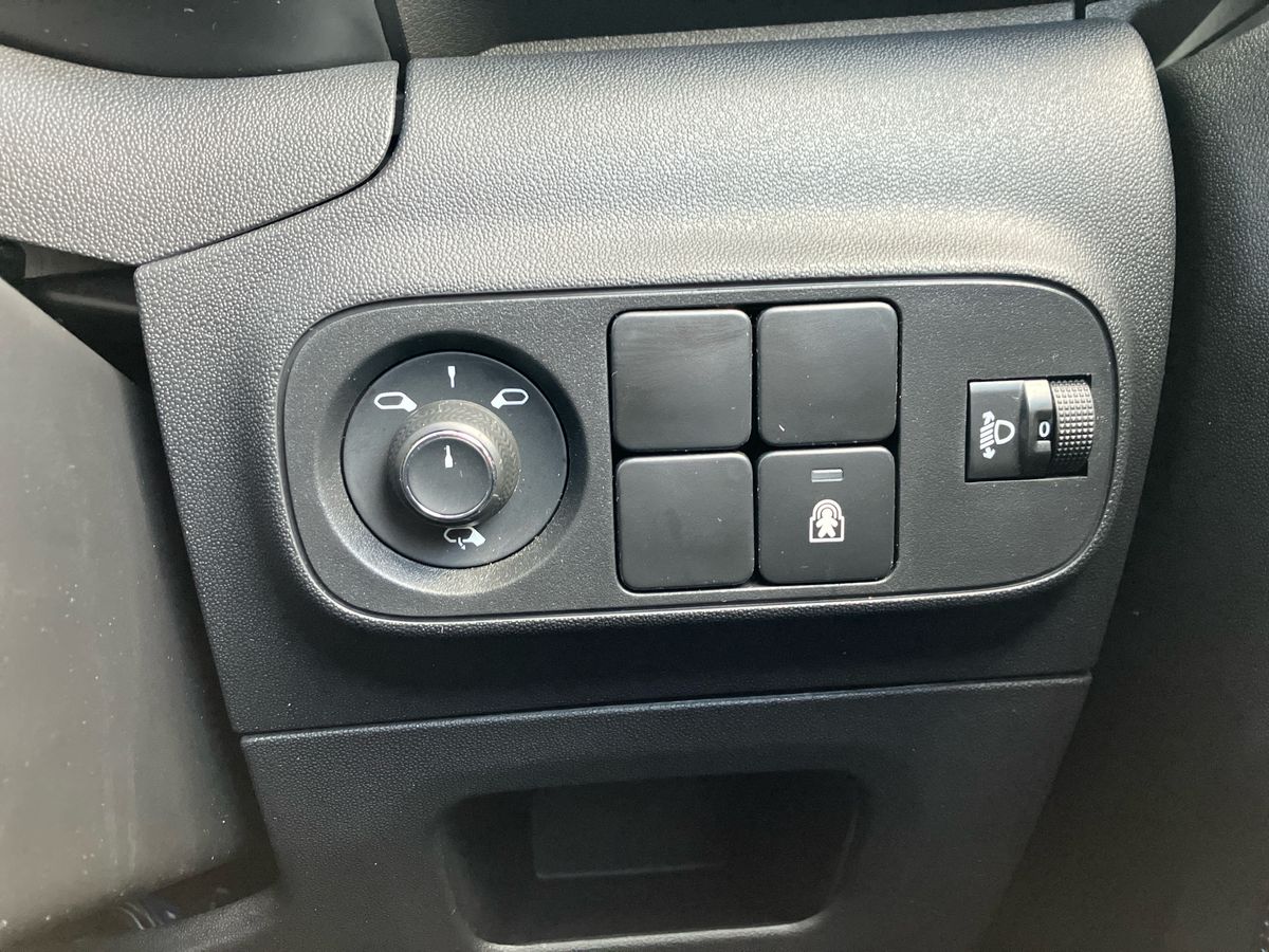 Used Citroen C3 2023 for sale - 76351851: Photo 24