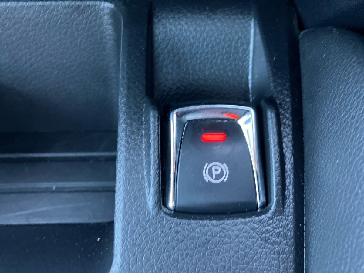 Used Nissan Qashqai 2017 for sale - 76735984: Photo 33