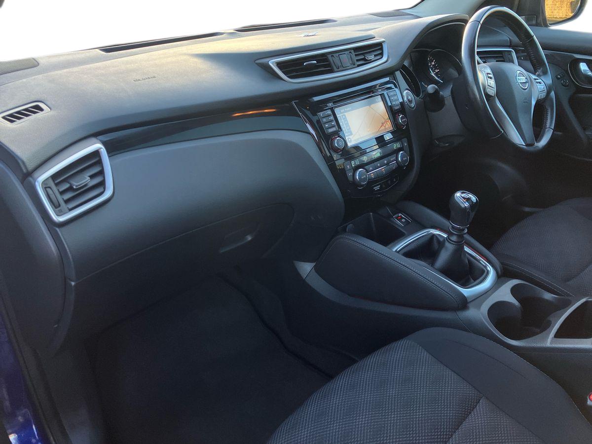 Used Nissan Qashqai 2017 for sale - 76735984: Photo 6