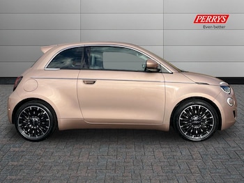 Used Fiat 500 2024 for sale - 76316608: Photo