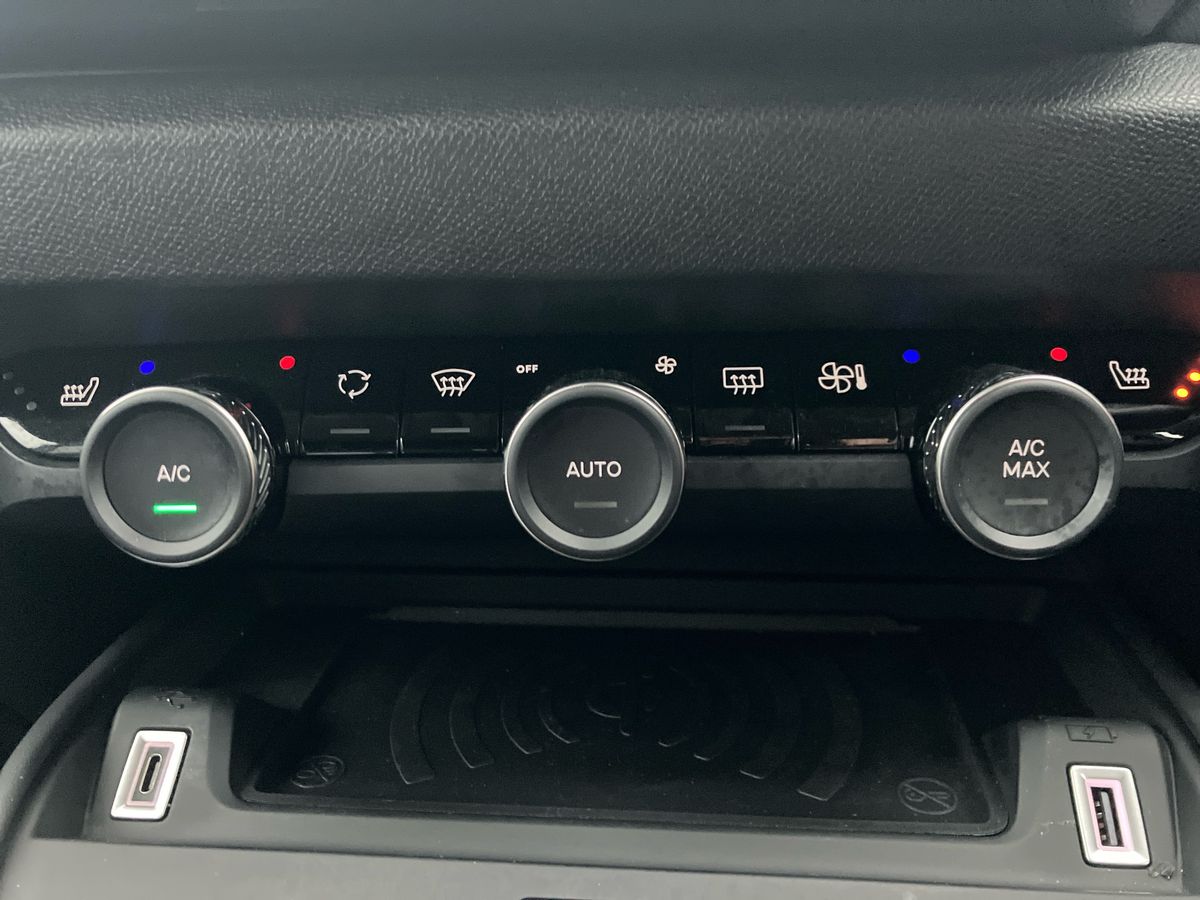 Used Citroen C4 2022 for sale - 76777489: Photo 12