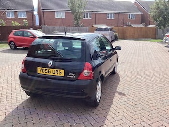 Used Renault Clio 2006 for sale - 79868385: Photo