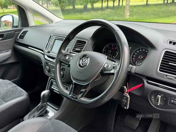 Used Volkswagen Sharan 2017 for sale - 74959335: Photo 2