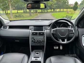 Used Land Rover Discovery Sport 2017 for sale - 75521002: Photo