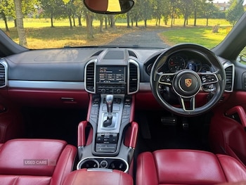 Used Porsche Cayenne 2015 for sale - 75720971: Photo