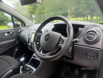 Used Renault Captur 2018 for sale - 79085946: Photo