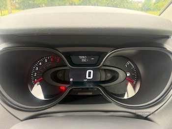 Used Renault Captur 2018 for sale - 79085946: Photo