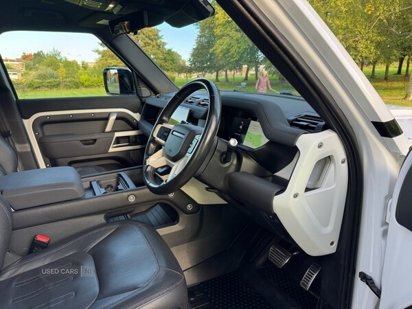 Used Land Rover Defender 2021 for sale - 76095436: Photo 24