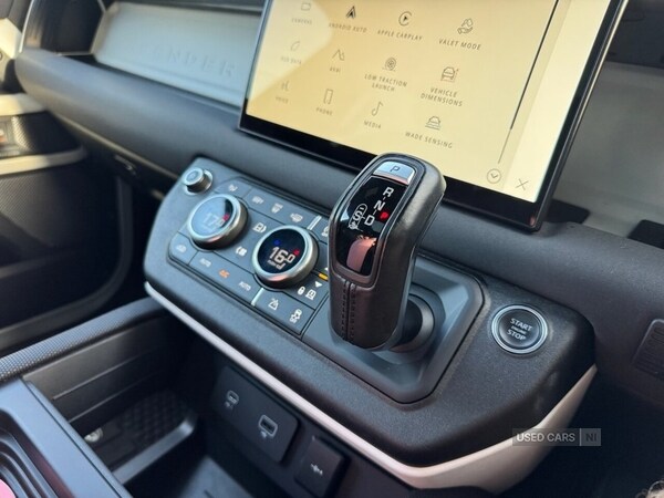 Used Land Rover Defender 2021 for sale - 76095436: Photo 32
