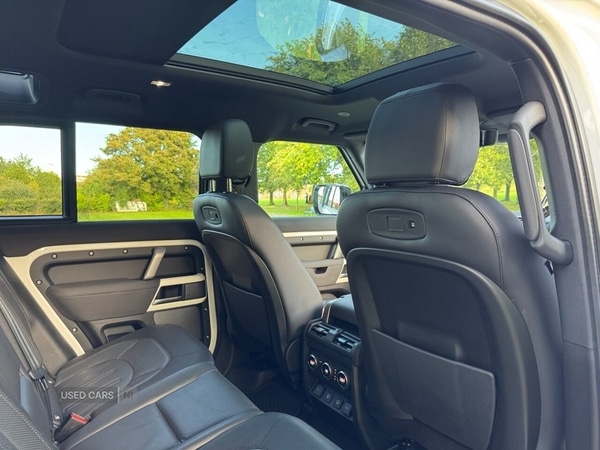 Used Land Rover Defender 2021 for sale - 76095436: Photo 44