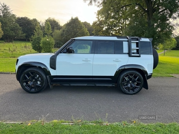 Used Land Rover Defender 2021 for sale - 76095436: Photo 46