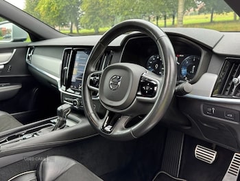 Used Volvo S90 2017 for sale - 75494612: Photo