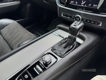 Used Volvo S90 2017 for sale - 75494612: Photo