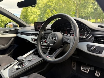Used Audi A4 2019 for sale - 79050301: Photo