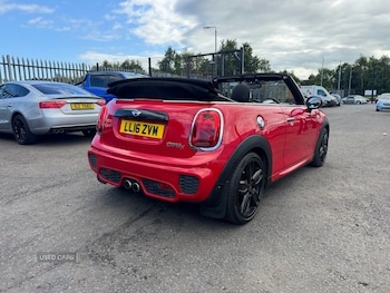 Used MINI Convertible 2016 for sale - 75610070: Photo