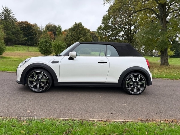 Used MINI Convertible 2023 for sale - 76315465: Photo 12