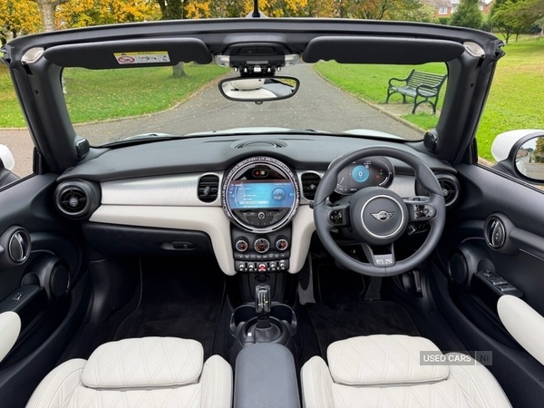 Used MINI Convertible 2023 for sale - 76315465: Photo 8