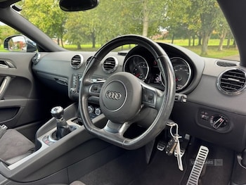 Used Audi TT 2011 for sale - 75929035: Photo