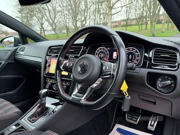 Used Volkswagen Golf 2018 for sale - 77978622: Photo 2