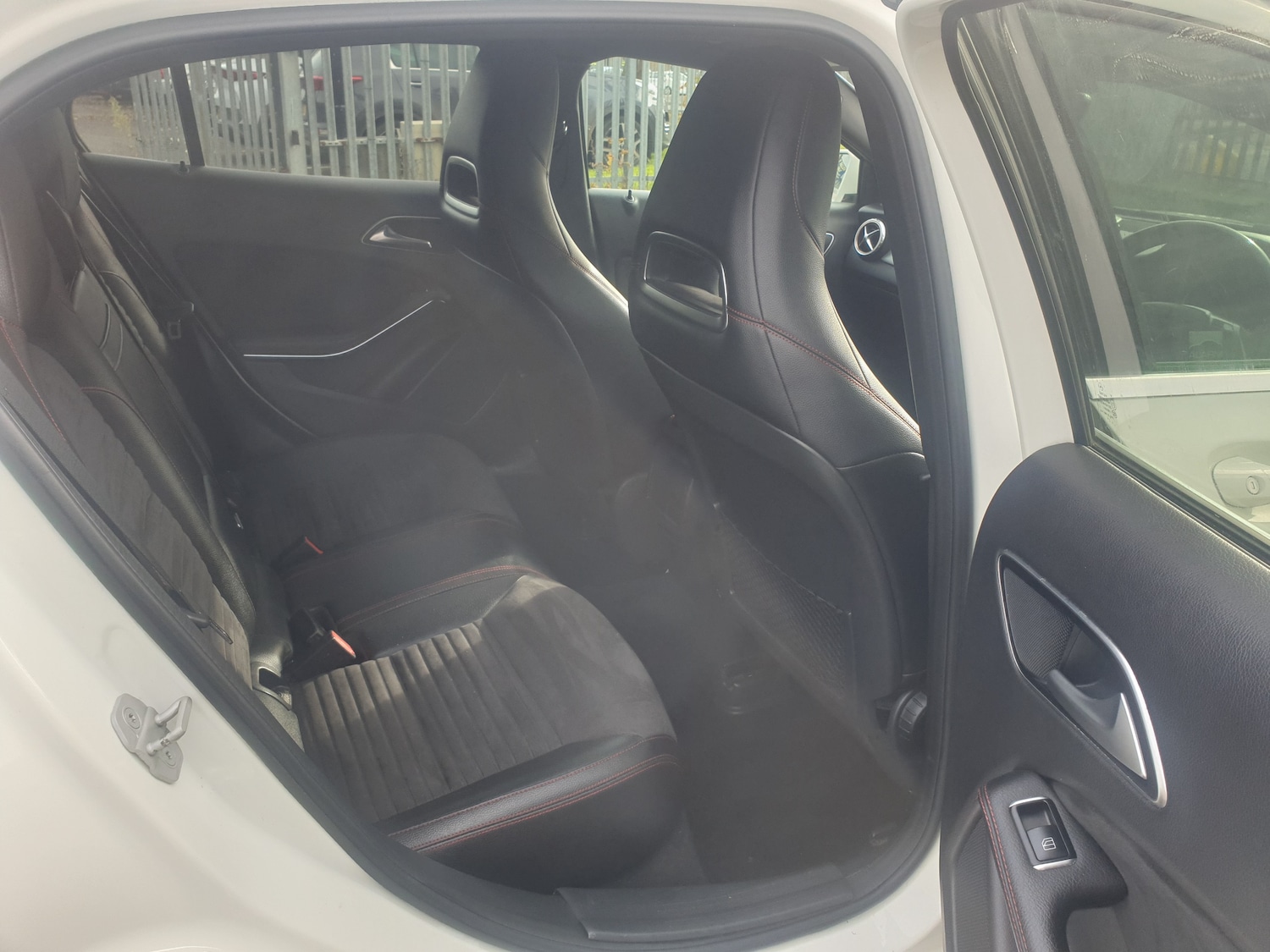 Used Mercedes-Benz GLA 2015 for sale - 76416476: Photo 11