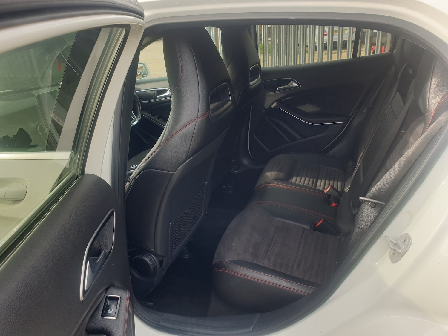 Used Mercedes-Benz GLA 2015 for sale - 76416476: Photo 14