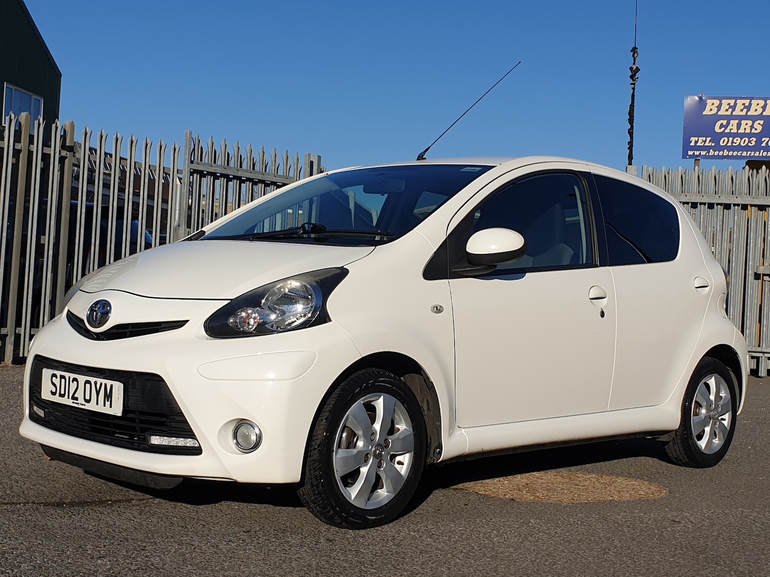 Used Toyota AYGO 2012 for sale - 76604311: Photo 1